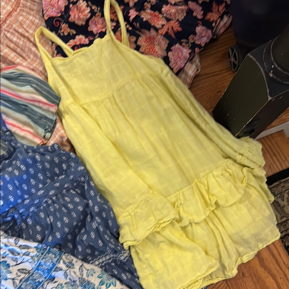 Girls sz 6-7 Sun Dresses (price includes all 7 dresses)